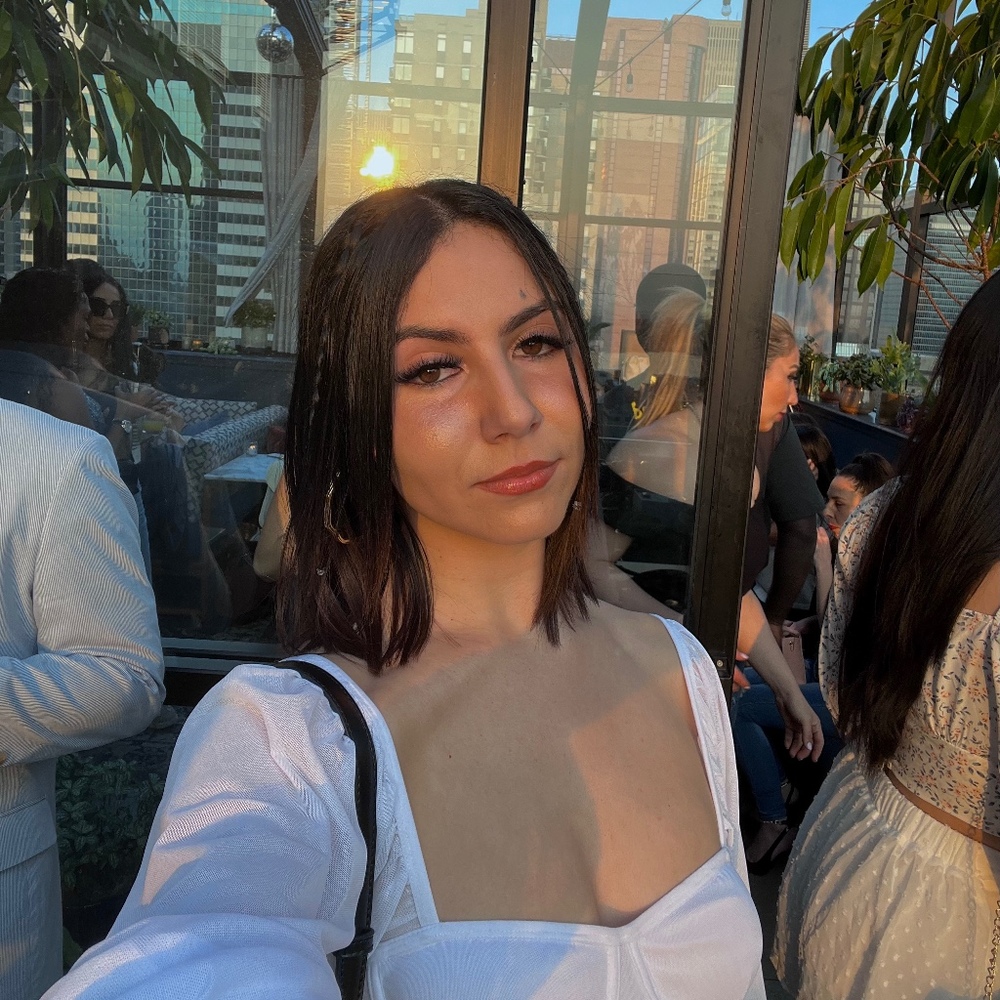 Meet your Posher, Sofia